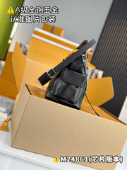 LV CarryAll Cargo Vibe PM M24861
Size 33.5 x 23 x 15 cm