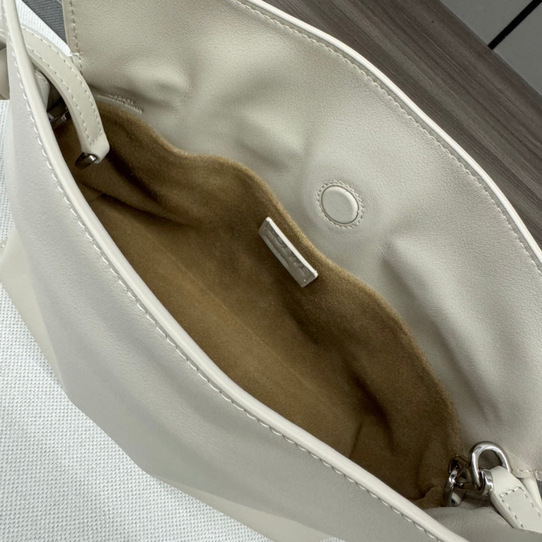 Loewe Flamenco Mini Clutch in Calfskin