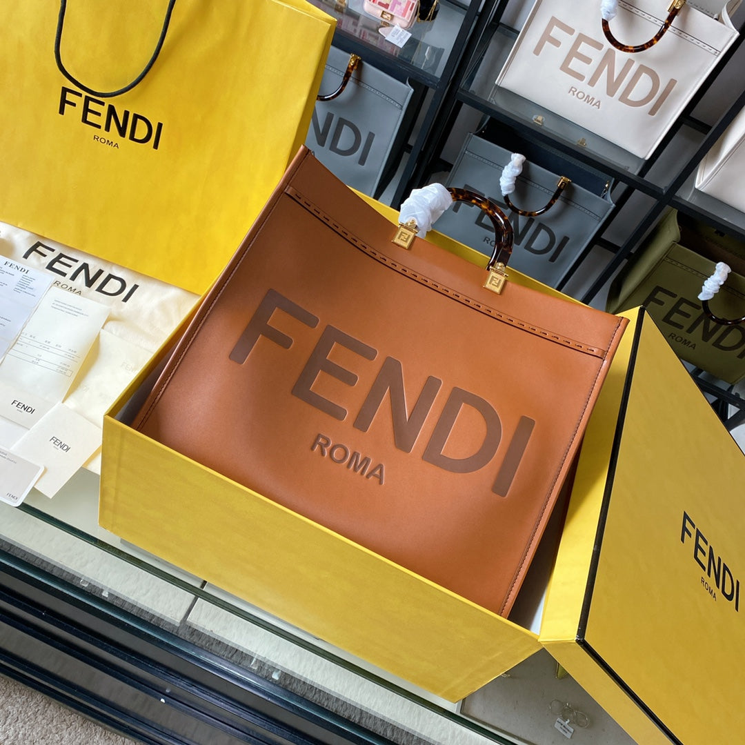 【Large】Fendi Sunshine Shopper