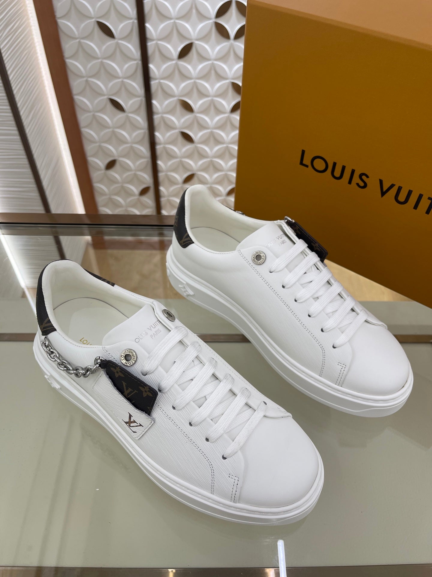 LV Time Out Sneakers Women Size 35-41 Men Size 39-45