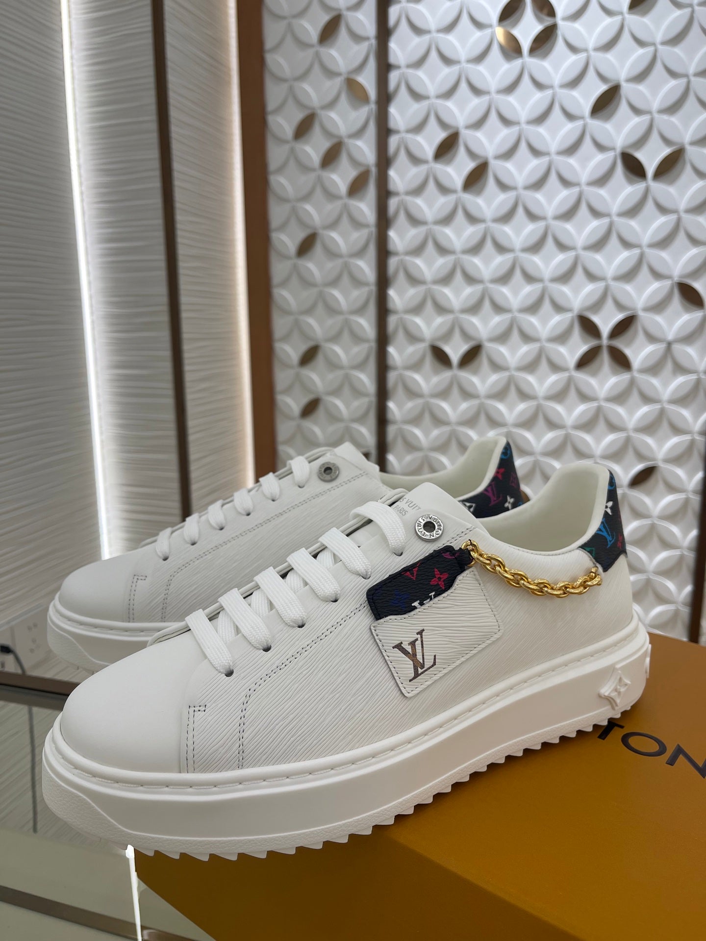 LV Time Out Sneakers Women Size 35-41 Men Size 39-45