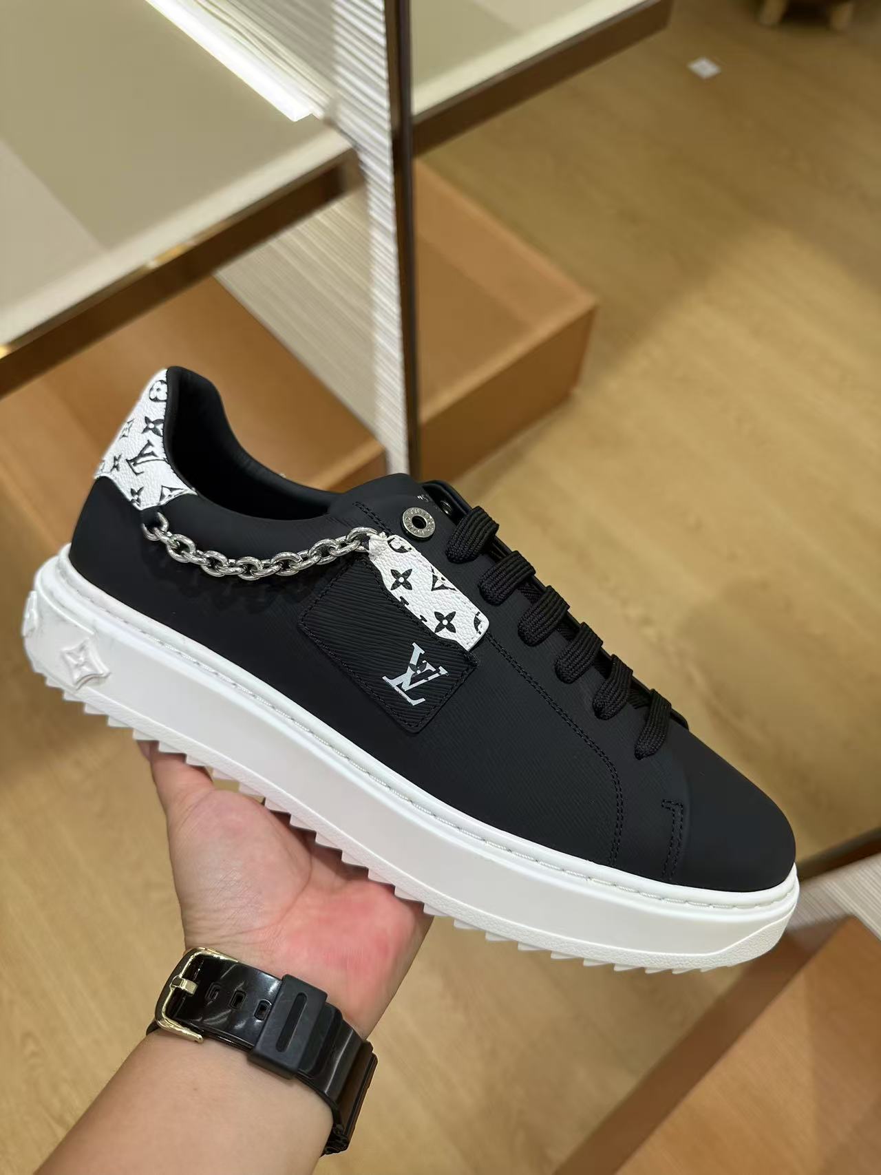 LV Time Out Sneakers Women Size 35-41 Men Size 39-45