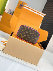 LV Nice Mini M12650 Size 20 x 13.5 x 12 cm